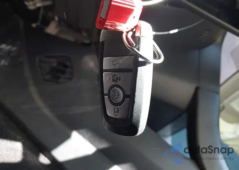 2017 Ford Fusion S z USA, uszkodzony, nr VIN 3FA6P0G71HR273698